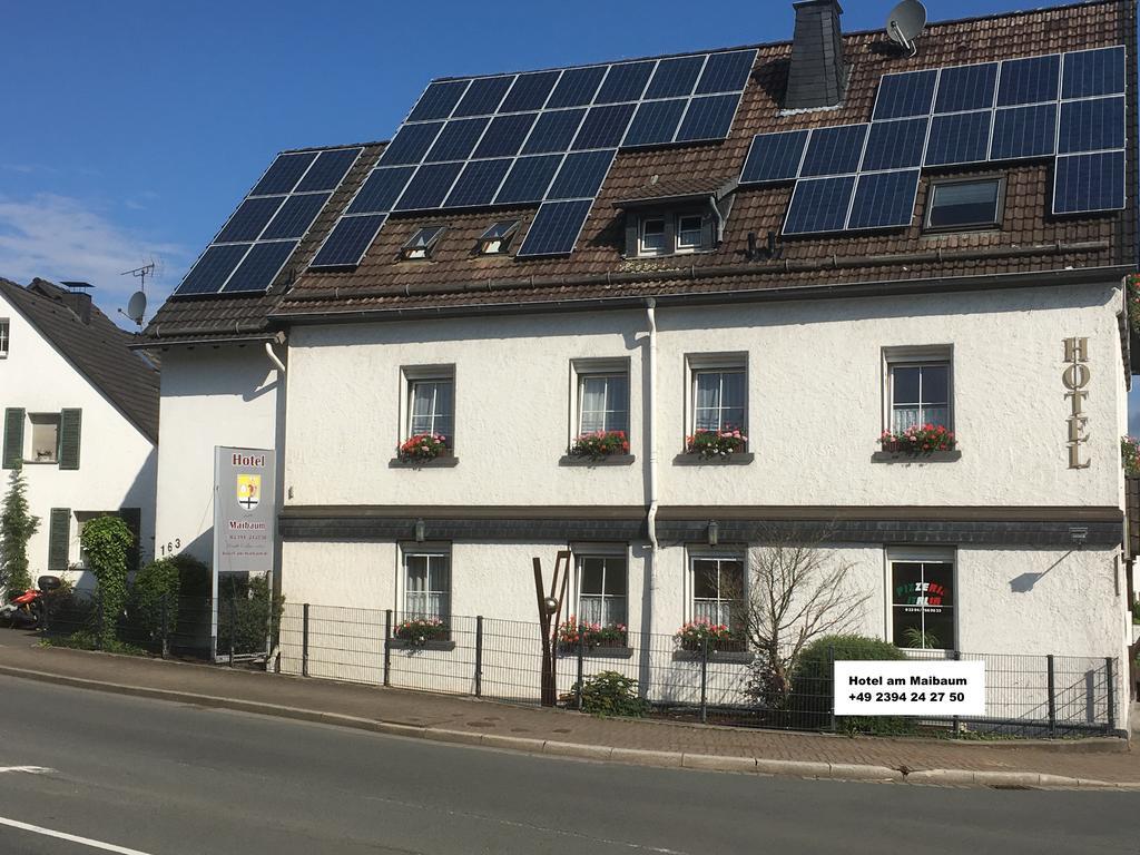 Hotel Am Maibaum Neuenrade Екстериор снимка