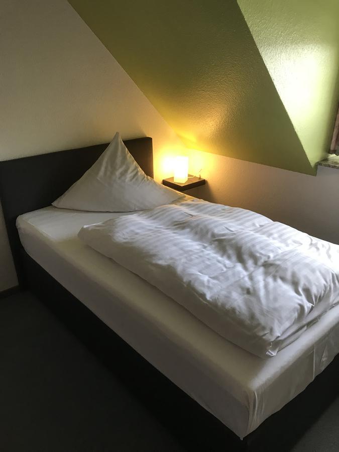 Hotel Am Maibaum Neuenrade Екстериор снимка